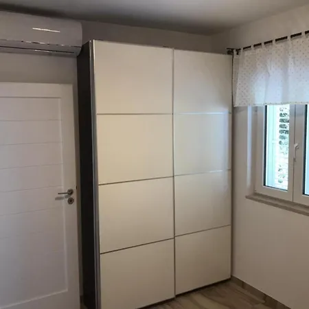 Near The - One Bedroom 212 Διαμέρισμα